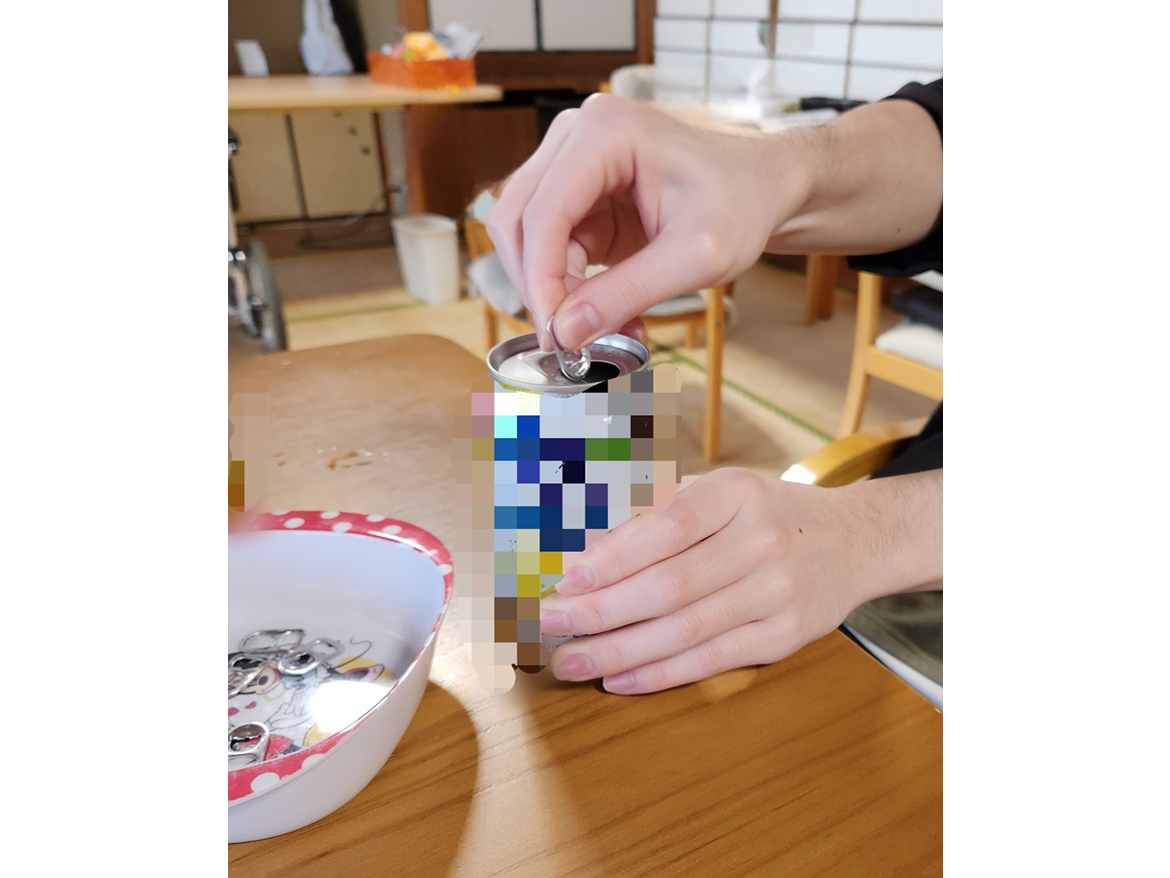 プルタブとり